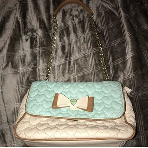 Betsey Johnson blue, white, tan handbag EUC